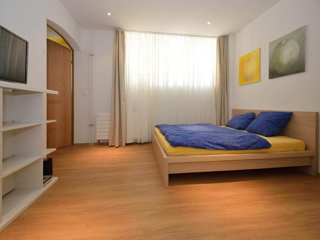 Garden Studio Apartment Zuerichberg Rum bild